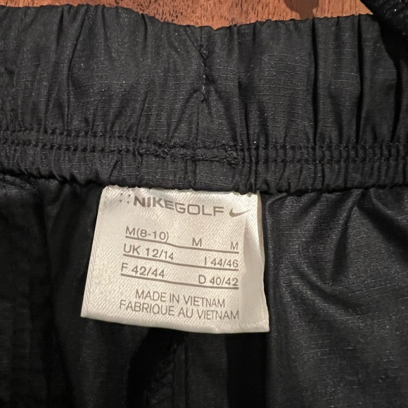 Nike black swoosh / wind pants size M - euc - Picture 4 of 5